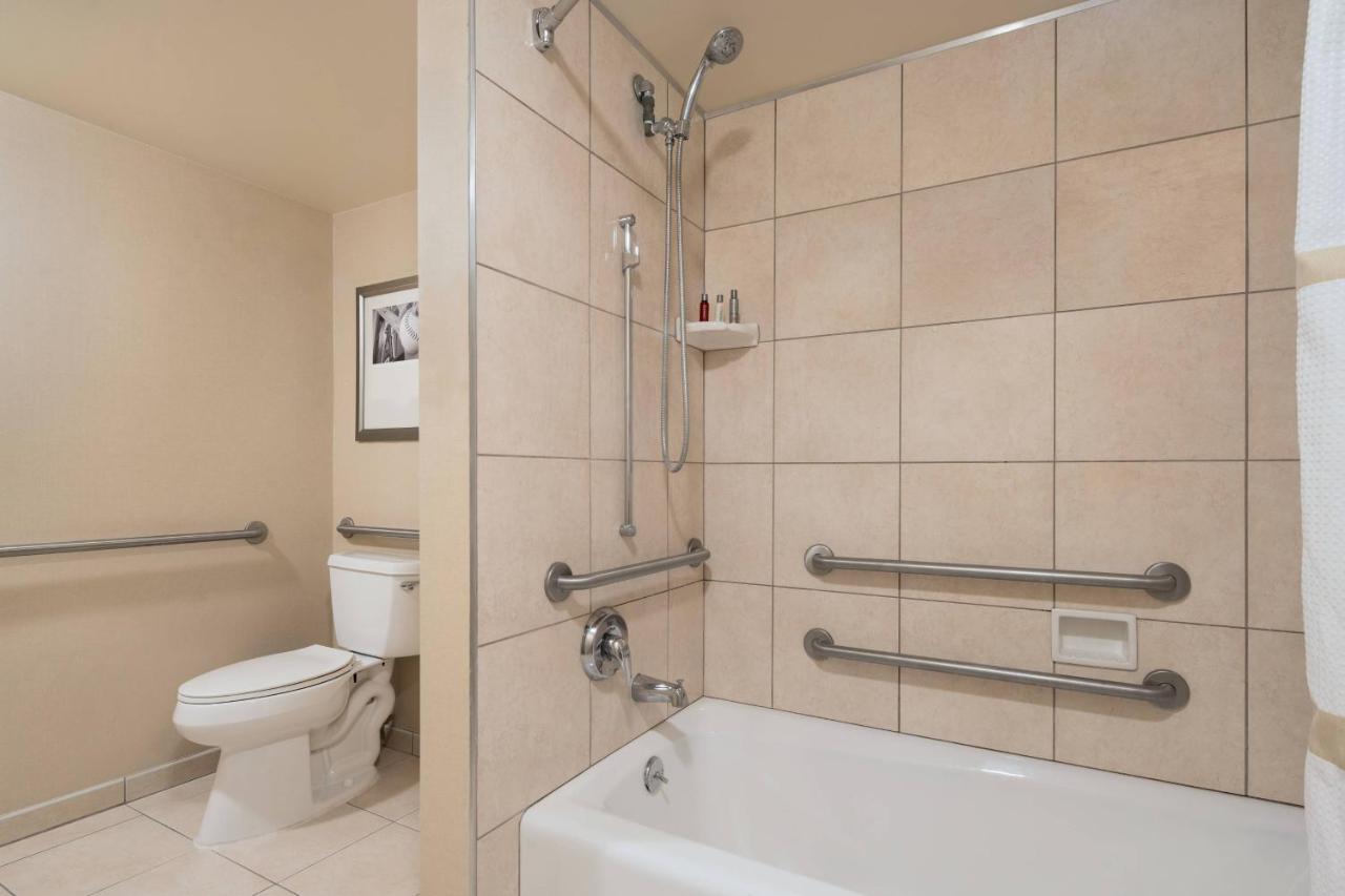 Anaheim Marriott Suites Garden Grove Εξωτερικό φωτογραφία